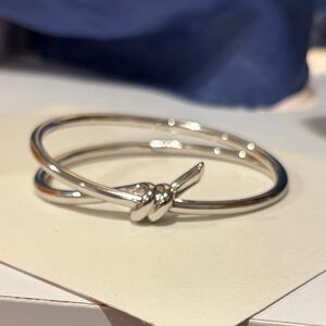 Silver Knot bracelet